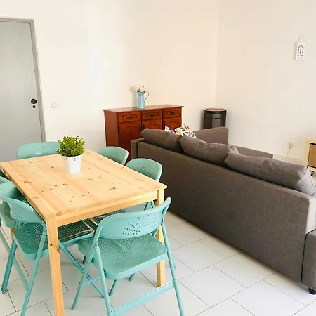 Spacious And Sunny Διαμέρισμα *