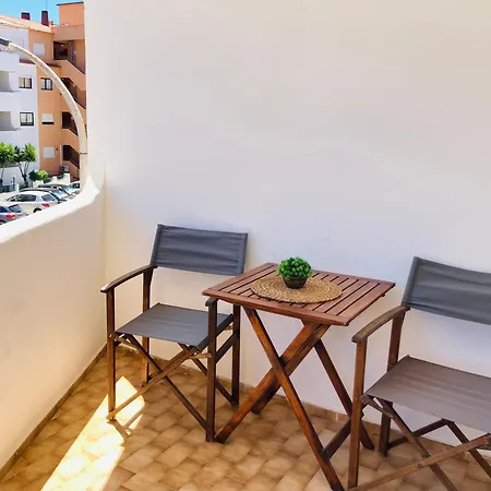 Spacious And Sunny Διαμέρισμα