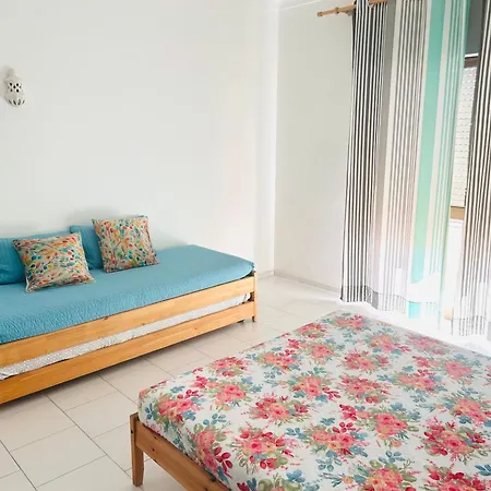 Διαμέρισμα Spacious And Sunny *
